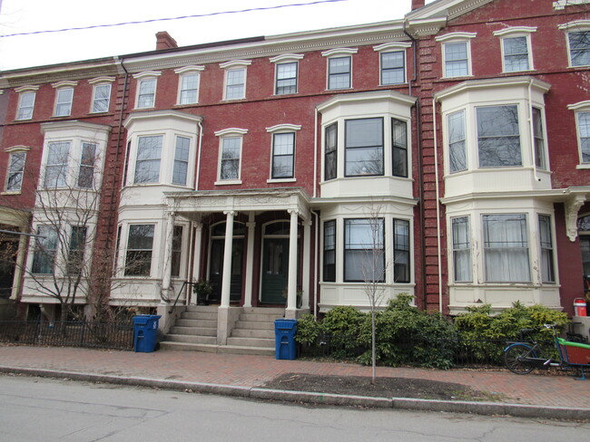 91 Pine St | Rentals in Portland, ME