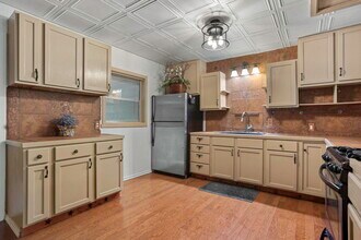 18218 Scenic Loop Rd in Helotes, TX - Building Photo - Building Photo