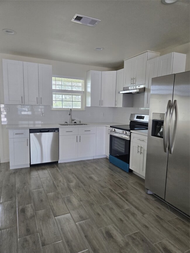 property at 2724 Avenue D