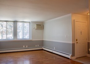 121 Perrin St, Unit 10