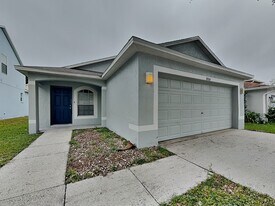 8904 Bridgeford Oaks Dr in Tampa, FL - Building Photo