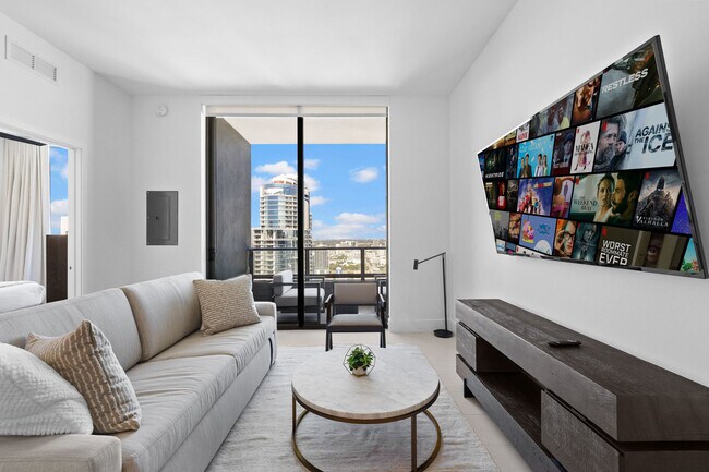 159 NE 6th St in Miami, FL - Building Photo - Building Photo