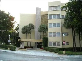 2690 SW 22nd Ave in Miami, FL - Building Photo