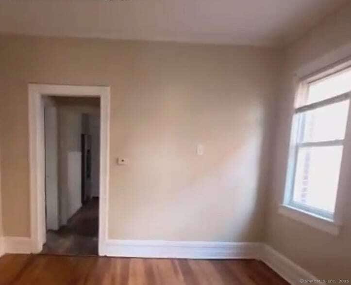 289 Dover St, Unit 2L in Bridgeport, CT - Building Photo