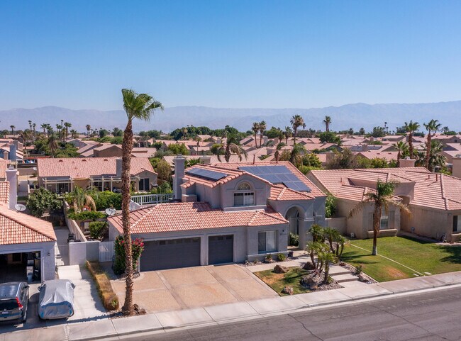 property at 79290 Desert Wind Ct