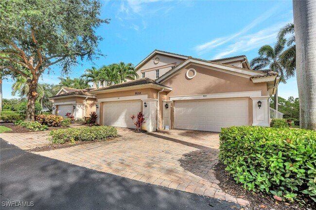 9110 Spanish Moss Way in Bonita Springs, FL - Building Photo - Building Photo
