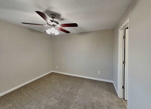 12355 Glencoe St in Thornton, CO - Foto de edificio - Building Photo