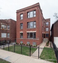 1314 W Argyle St in Chicago, IL - Building Photo