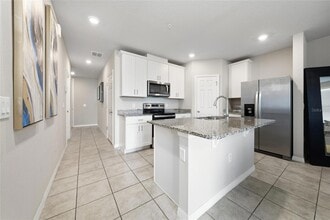 2043 Harebell Ln in Ocoee, FL - Building Photo - Building Photo