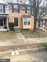 15081 Mill Spring Dr in Montclair, VA - Building Photo