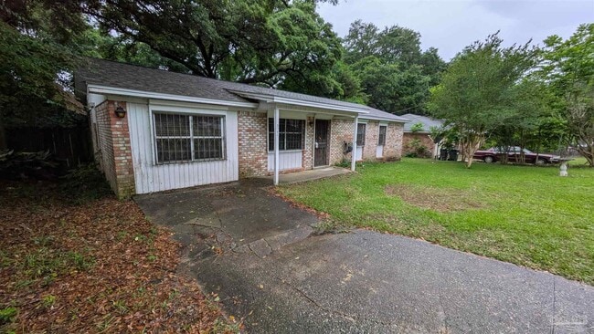 5761 Scotland Rd in Pensacola, FL - Building Photo - Building Photo