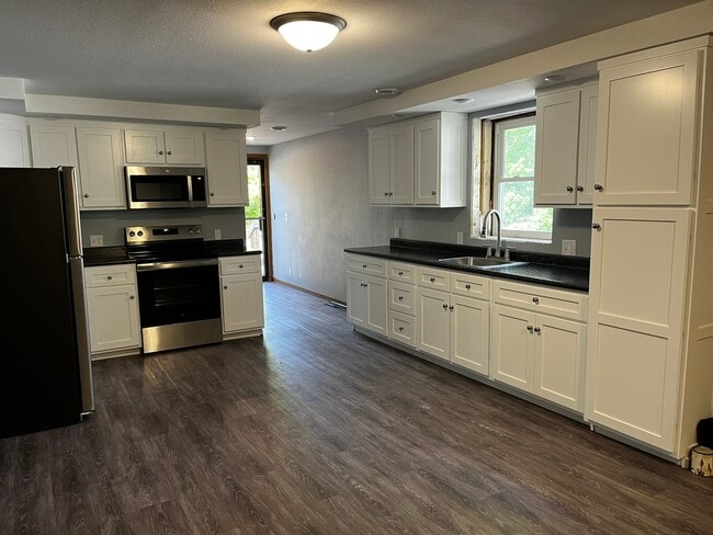 property at 617 E Main St