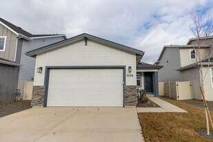 5558 W Aralia Dr in Meridian, ID - Building Photo