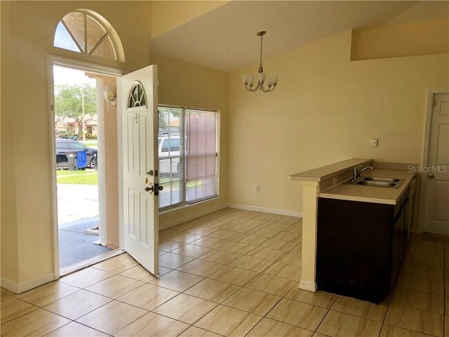 7698 Pine Fork Dr in Orlando, FL - Building Photo - Building Photo