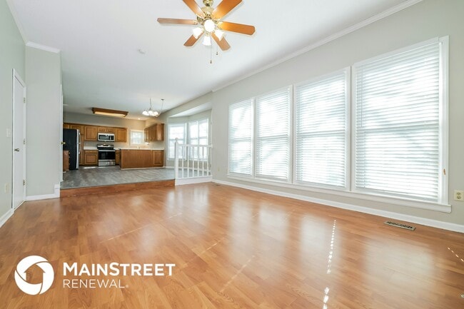 5203 McCoy St in Shawnee, KS - Building Photo - Building Photo