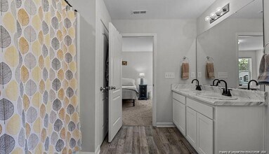 172 Mildred Wy in Aberdeen, NC - Building Photo - Building Photo