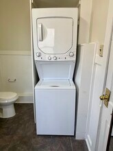 411 Lyman Ave, Unit 2 in Baltimore, MD - Building Photo - Building Photo