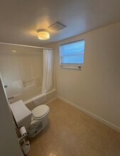 550 Ray Ln in Ashland, OR - Building Photo - Building Photo
