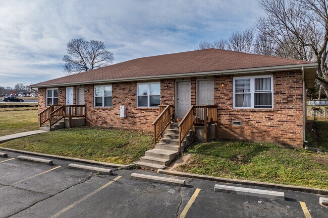 Kentwood Apartments in Springfield, MO - Building Photo - Building Photo