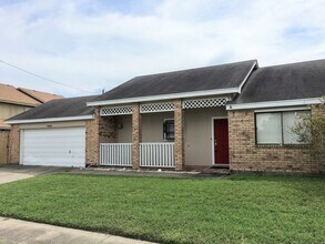 7101 Premont Dr in Corpus Christi, TX - Building Photo - Building Photo