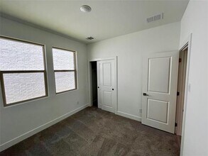 725 Sunflower Trl in Sherman, TX - Building Photo - Building Photo