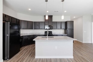 The Crossing at Clear Creek in Dallas, TX - Building Photo