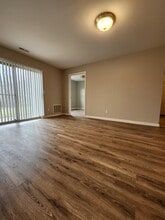 Willowbrook Terrace Apartments in Niskayuna, NY - Building Photo - Building Photo