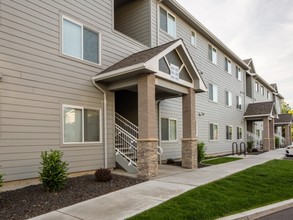 Barker Ridge in Spokane Valley, WA - Building Photo - Building Photo