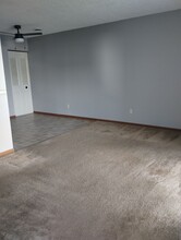 222 Timber Ridge Dr in Hillsboro, MO - Building Photo - Building Photo