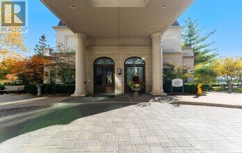 10 Bloorview Pl in Toronto, ON - Building Photo - Building Photo