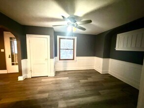 936 Ridge Rd NW in Canton, OH - Building Photo - Building Photo