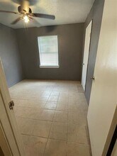 6215 Tierwester St in Houston, TX - Building Photo - Building Photo