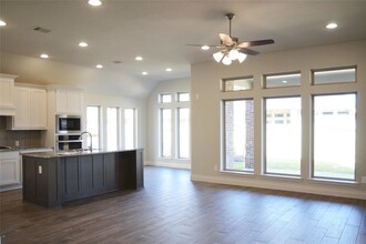 10615 Potterton Wy in Richmond, TX - Building Photo - Building Photo