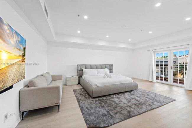 1415 Sunset Harbour Dr in Miami Beach, FL - Building Photo - Building Photo