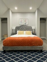 34 Mountain Av in Hamilton, ON - Building Photo - Building Photo