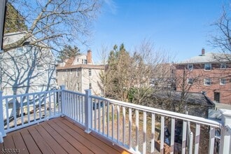17 Jersey St in Bloomfield, NJ - Building Photo - Building Photo