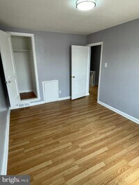 3146 Levick St photo'