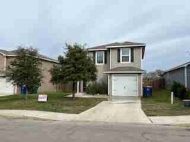 6119 Southern Vis in San Antonio, TX - Building Photo