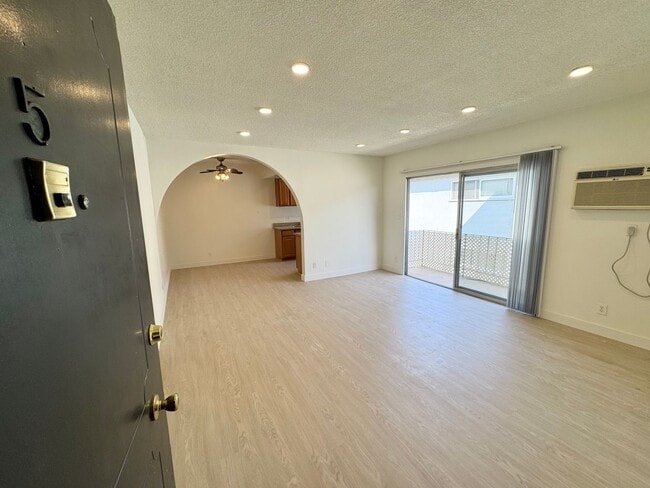 3545 Keystone Av, Unit 5 in Los Angeles, CA - Foto de edificio - Building Photo