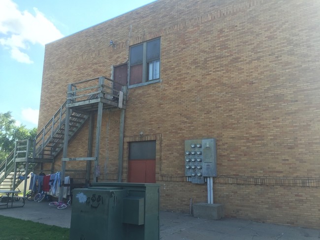 Old School Apartments in South Sioux City, NE - Building Photo - Building Photo