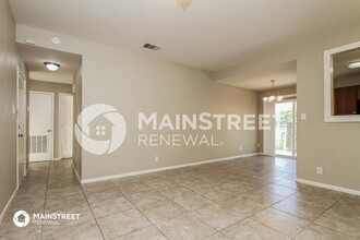 1706 Red Elm in San Antonio, TX - Building Photo - Building Photo