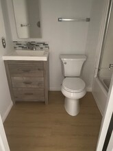 6434 Auburn Blvd in Citrus Heights, CA - Foto de edificio - Building Photo