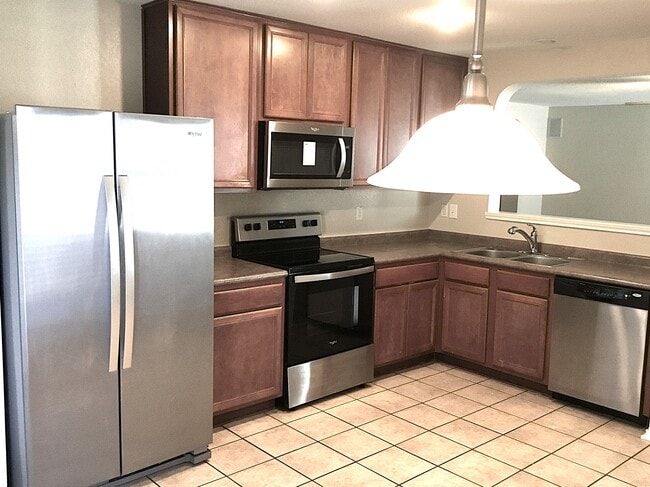 10123 Del Lago Ct in San Antonio, TX - Building Photo - Building Photo