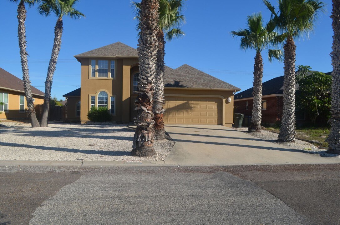 14118 Vincent Dr in Corpus Christi, TX - Building Photo