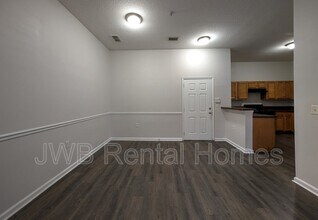 5051 Playpen Dr in Jacksonville, FL - Building Photo - Building Photo
