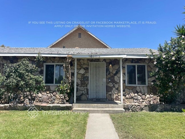 16158 Randall Ave in Fontana, CA - Foto de edificio - Building Photo