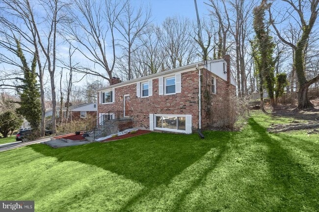 2603 Mary Pl