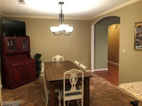 1320 E Ash St in Fayetteville, AR - Building Photo - Building Photo