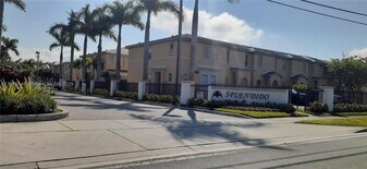 8091 W 36th Ave in Hialeah, FL - Building Photo