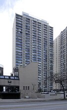 Horizion House in Chicago, IL - Building Photo - Building Photo